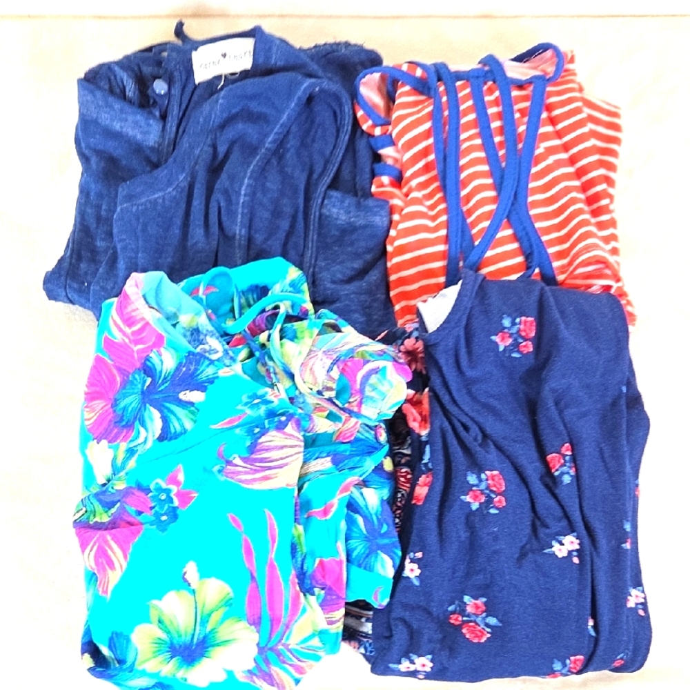 Womens Size XL 4 Piece Romper & Dress Bundle